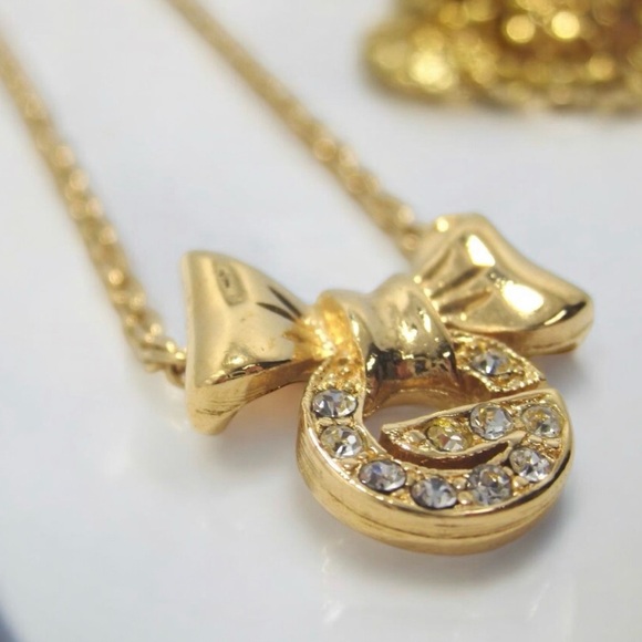 GIVENCHY Vintage Signature G with Bow Pendant Necklace ✨🤩 - Picture 5 of 15